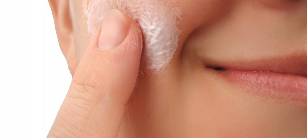 چگونه پوست خشک را درمان کنیم